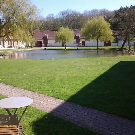 فندق مبيت وإفطار Domaine De Collen 3*