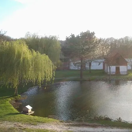 Domaine De Collen فندق مبيت وإفطار Wailly-Beaucamp